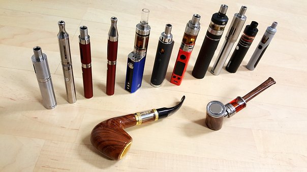e-cigarette-collection-3159700__340.jpg