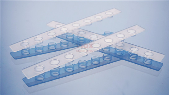 V2118-C透明荧光定量PCR八联管光学平盖.jpg