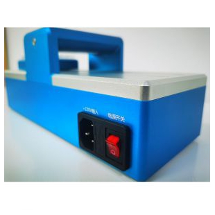 PCR八联排压盖机