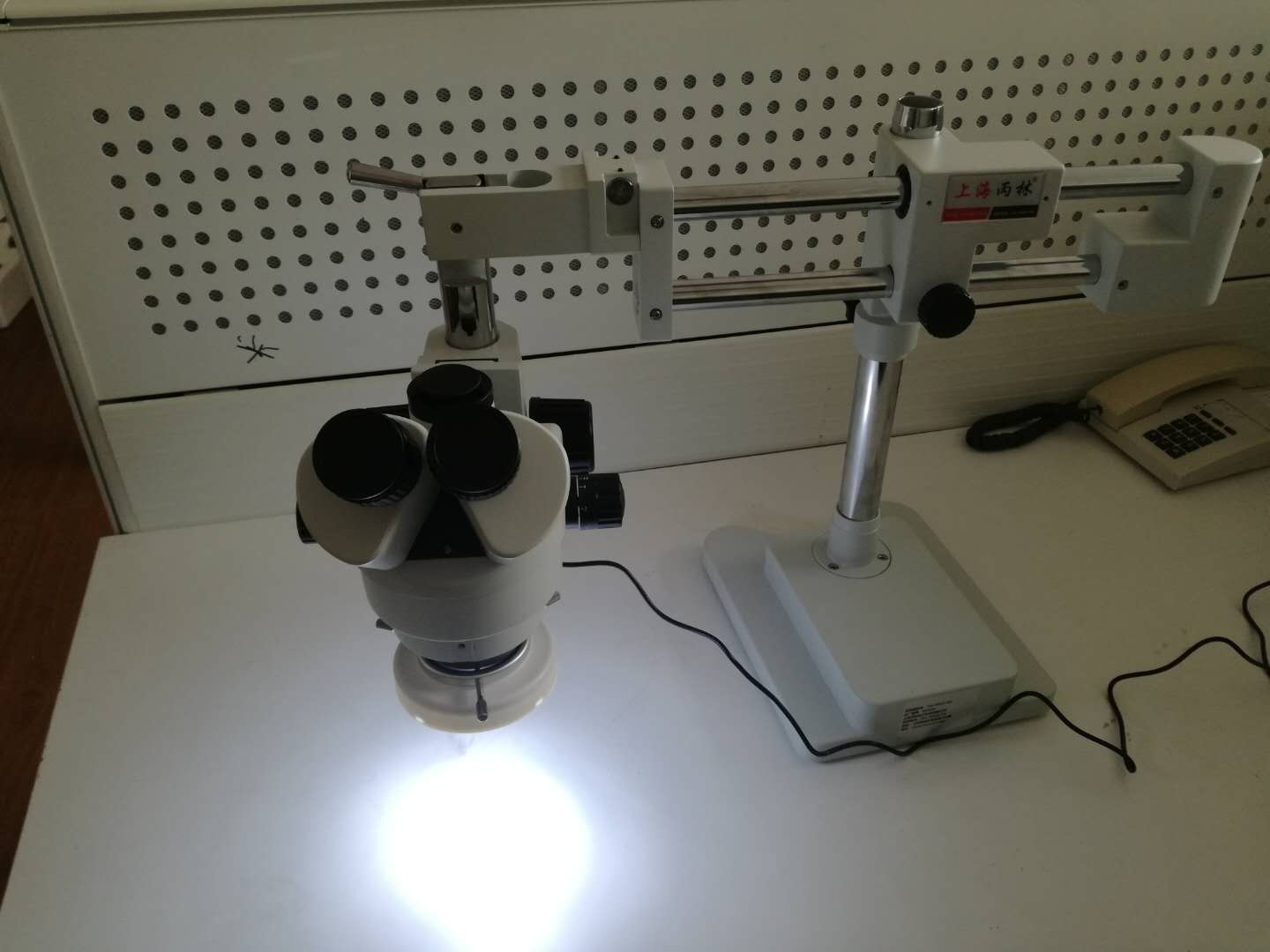 TM-3M45-B6 三目连续变倍体视显微镜