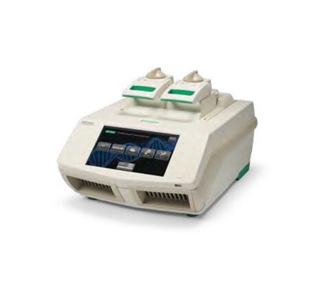 C1000 Touch™双48孔PCR 仪