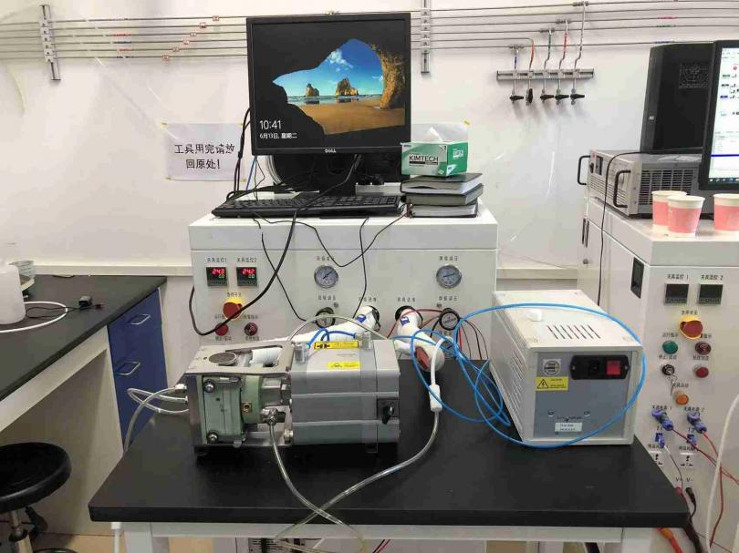 多台燃料电池测试设备在华北电力大学顺利安装