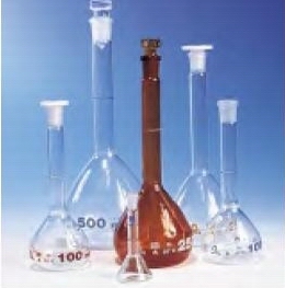 100ml A级 棕色玻璃容量瓶，PE材质顶塞，白标