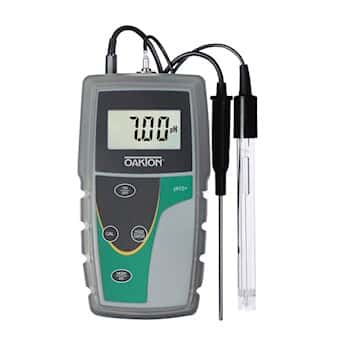Oakton pH 5+ 带防护套的手持式测量仪套件, 溶液, pH/ATC 探头