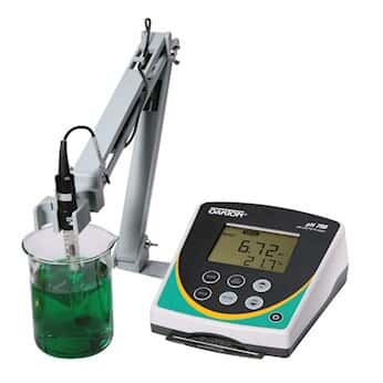 Oakton pH 700 带探头和支架的台式测量仪