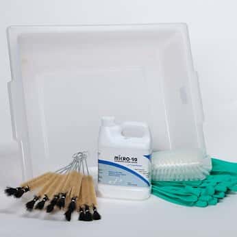 Cole-Parmer Glassware Washing Kit; Size 10 Gloves, 15 qt Bin, Micro-90