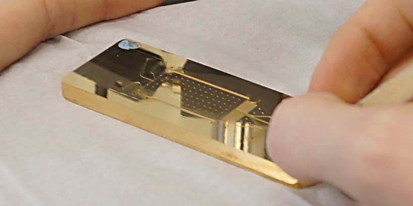 北京燕京电子有限公司成为Microfluidic ChipShopZG区合作伙伴