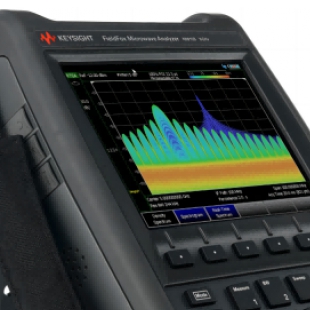 N9915B FieldFox 手持式微波分析仪，9 GHz
