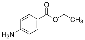 乙腈中苯唑卡因溶液