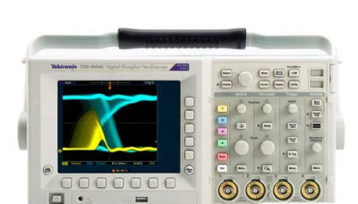 美国Tektronix(泰克) TDS3054C数字荧光示波器
