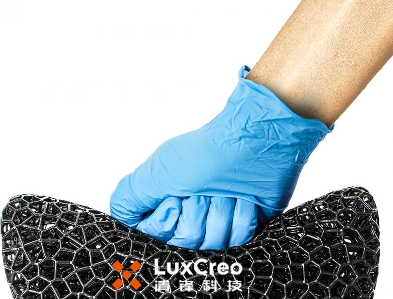 LuxCreo清锋科技2022年度词揭晓：弹性体3D打印、直接打印隐形牙套……
