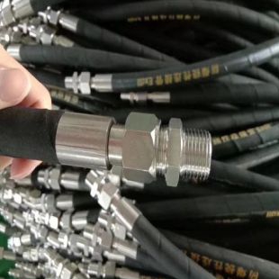 DN20橡胶软管 防爆车间电缆穿线管 防爆橡胶挠性管