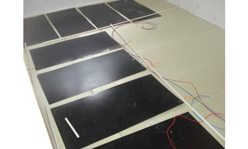 碳晶电热板制热原理