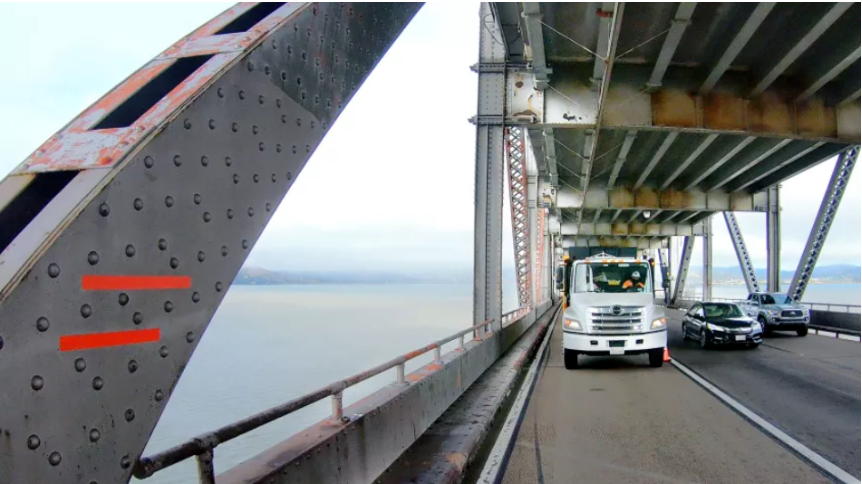 在海面上空56米，三维扫描旧金山里士满-圣拉斐尔大桥，完整采集桥梁钢板数据