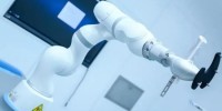 国产手术机器人受好评 医疗机器人高端制造将持续渗透手术台