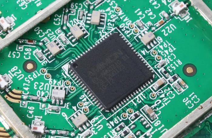 英伟达发布中国特供版H20芯片 对中国芯片制造仪的发展有什么促进作用？