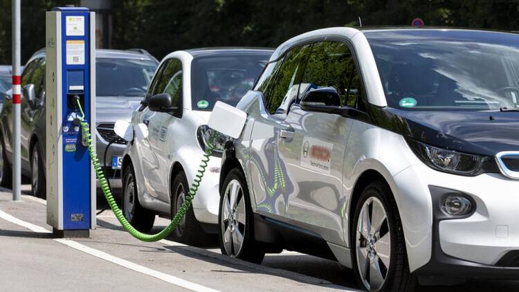 四川支持新能源及智能汽车发展 新能源车走出去仪器行业可以帮哪些忙？