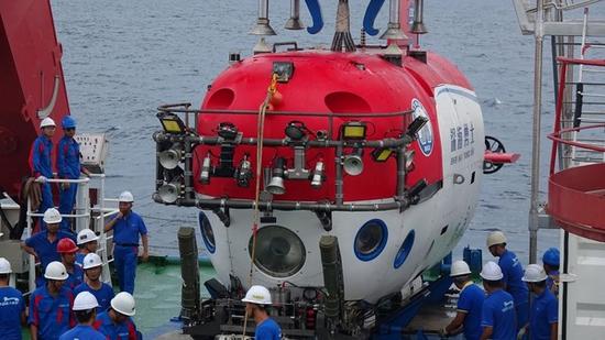 中国将在2020年建成万米载人潜水器 然后进行海试