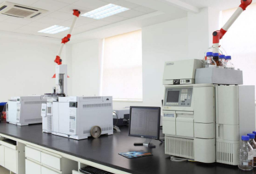生物化学实验室仪器设备常用的有哪些？