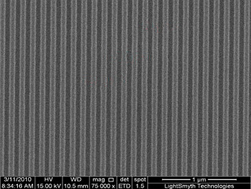 线性硅纳米印章(纳米图案硅片) (尺寸 8.0 x 8.3 mm)