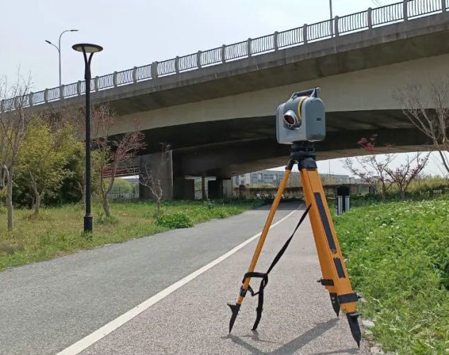 【上海沪敖3D案例】Trimble SX12影像扫描仪在桥梁<em>裂缝</em>测绘中的应用